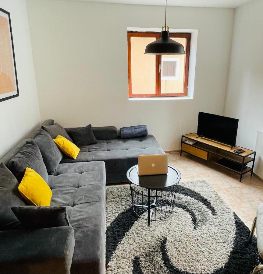 Veselica Villa Divcibare Bagian luar foto